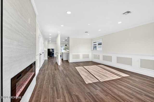 20 Marathon Street, Toms River, NJ 08757