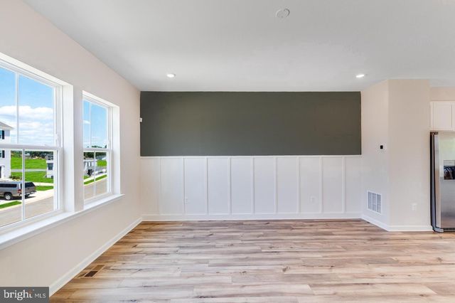 129 GRAY SILVER RD, Inwood, WV 25428