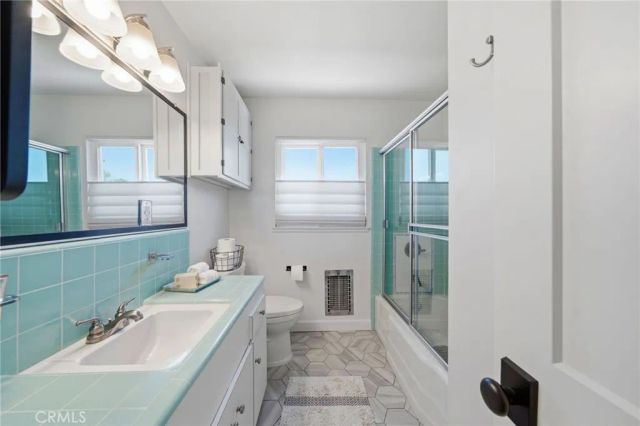 1742 Miracosta, San Pedro, CA 90732