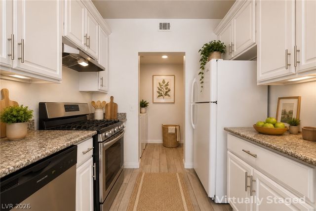 9631 Lame Horse Drive, Las Vegas, NV 89123