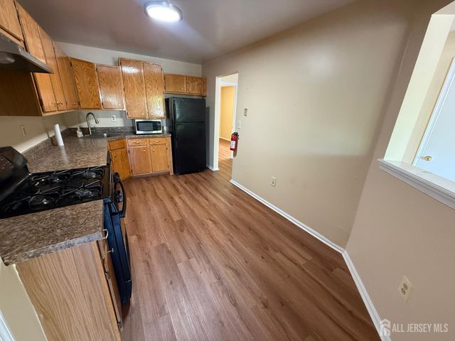 1102 Stony Brook Way, North Brunswick, NJ 08902