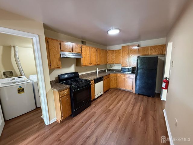 1102 Stony Brook Way, North Brunswick, NJ 08902