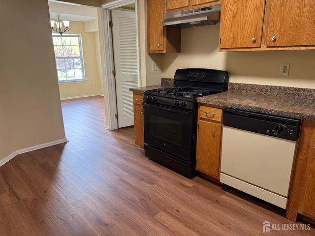 1102 Stony Brook Way, North Brunswick, NJ 08902