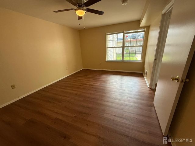 1102 Stony Brook Way, North Brunswick, NJ 08902