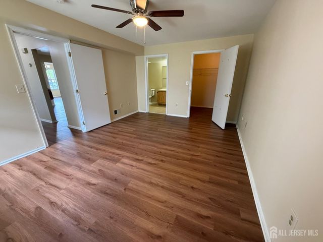 1102 Stony Brook Way, North Brunswick, NJ 08902