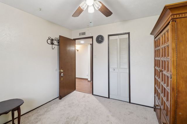 326 E Ferndale Lane, Grand Prairie, TX 75052