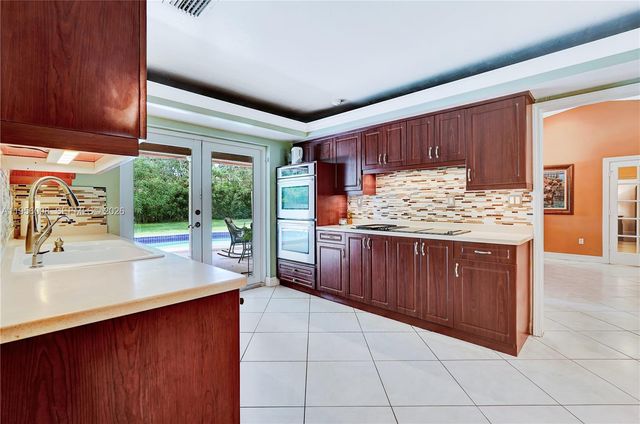 6551 SW 126th St -, Pinecrest, FL 33156