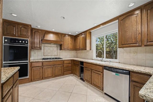6107 Meadow Lark Drive, La Verne, CA 91750