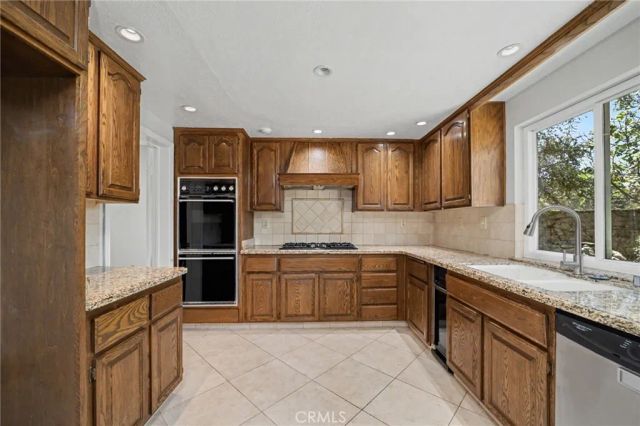 6107 Meadow Lark Drive, La Verne, CA 91750