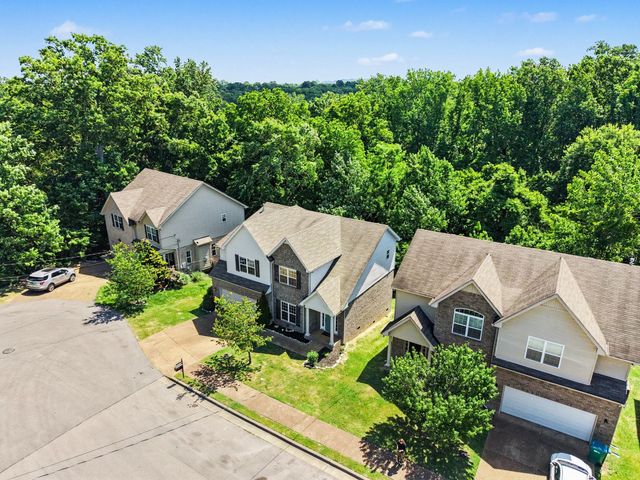 6939 Calderwood Dr, Antioch, TN 37013