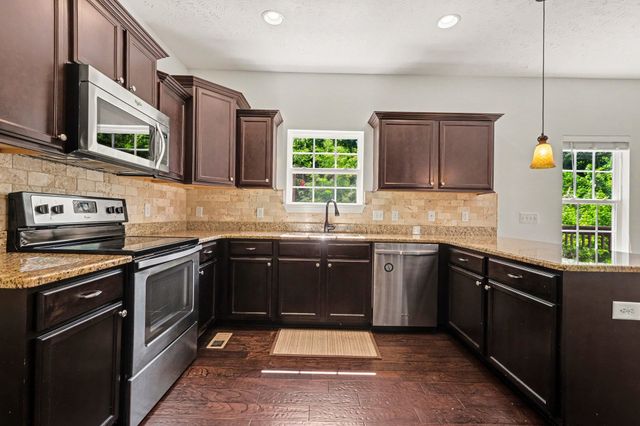 6939 Calderwood Dr, Antioch, TN 37013