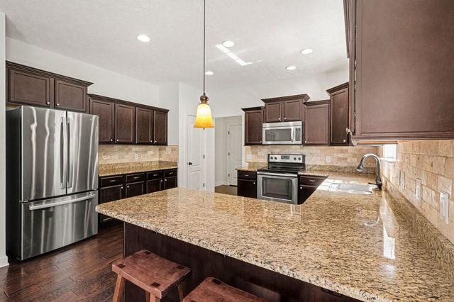 6939 Calderwood Dr, Antioch, TN 37013