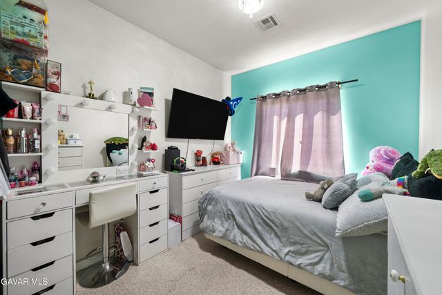 1329 W Avenue I, Lancaster, CA 93534