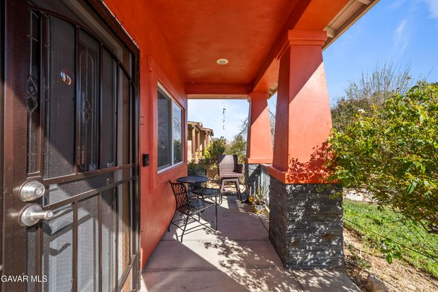 1329 W Avenue I, Lancaster, CA 93534