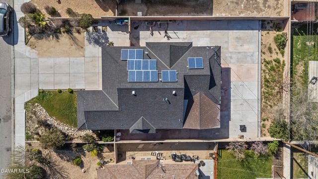 1329 W Avenue I, Lancaster, CA 93534