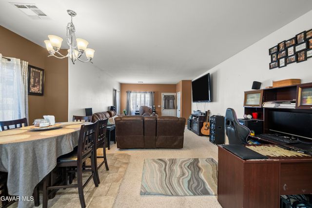 1329 W Avenue I, Lancaster, CA 93534