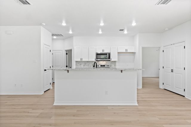 506 2nd Street, Moody, TX 76557