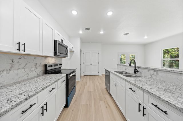 506 2nd Street, Moody, TX 76557