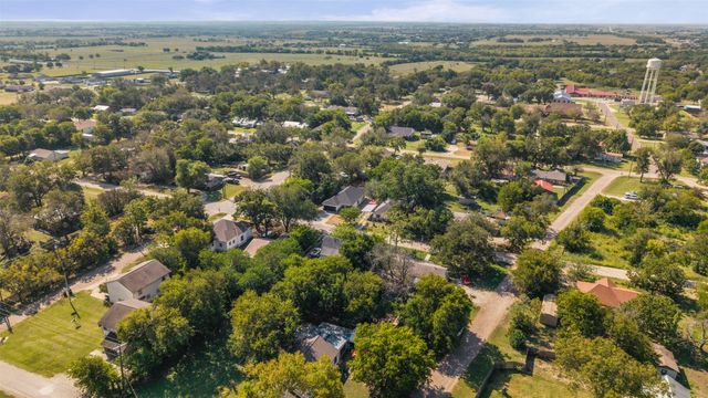 506 2nd Street, Moody, TX 76557