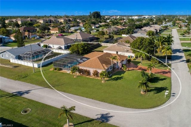3832 SW 20th AVE, Cape Coral, FL 33914
