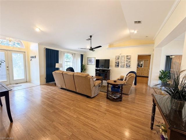 3832 SW 20th AVE, Cape Coral, FL 33914