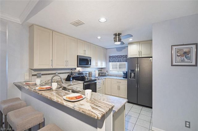 3832 SW 20th AVE, Cape Coral, FL 33914