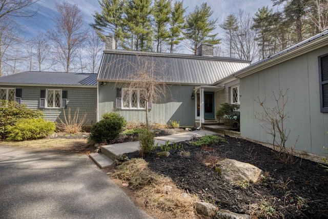 11 Robin Acres Drive, Wolfeboro, NH 03894