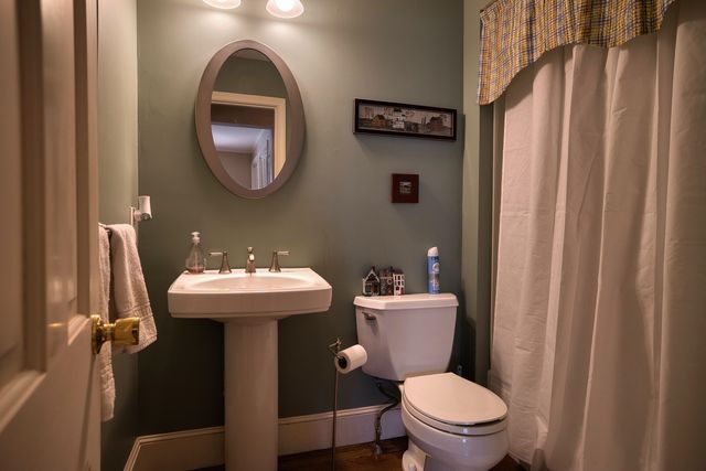 11 Robin Acres Drive, Wolfeboro, NH 03894