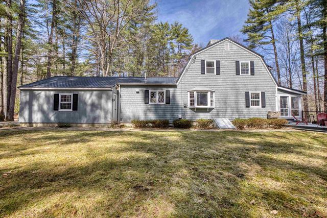 11 Robin Acres Drive, Wolfeboro, NH 03894