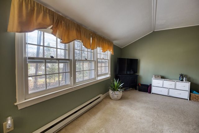 11 Robin Acres Drive, Wolfeboro, NH 03894