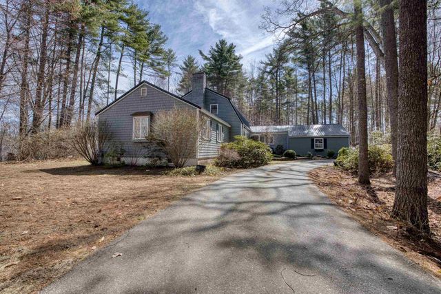 11 Robin Acres Drive, Wolfeboro, NH 03894