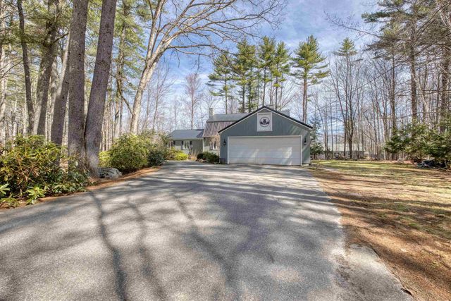 11 Robin Acres Drive, Wolfeboro, NH 03894