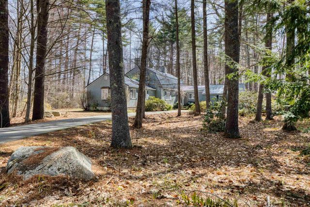 11 Robin Acres Drive, Wolfeboro, NH 03894