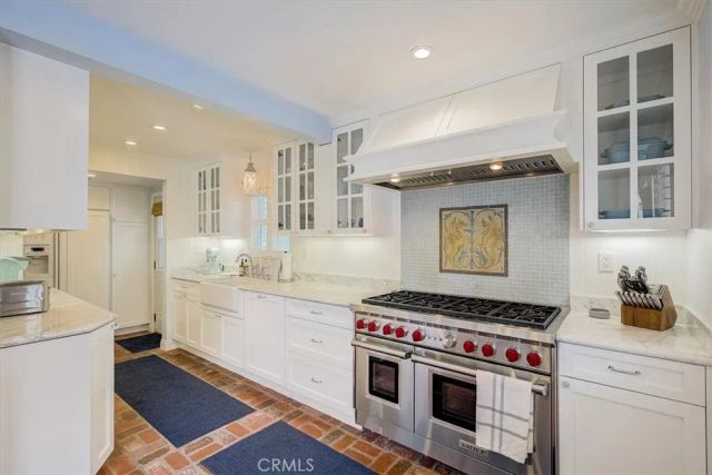 2128 Miramar Drive, Newport Beach, CA 92661