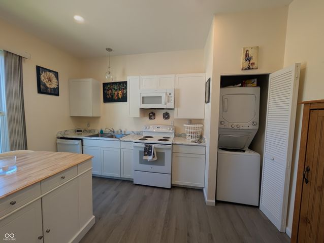 1941 Wallace Avenue, Columbus, IN 47201