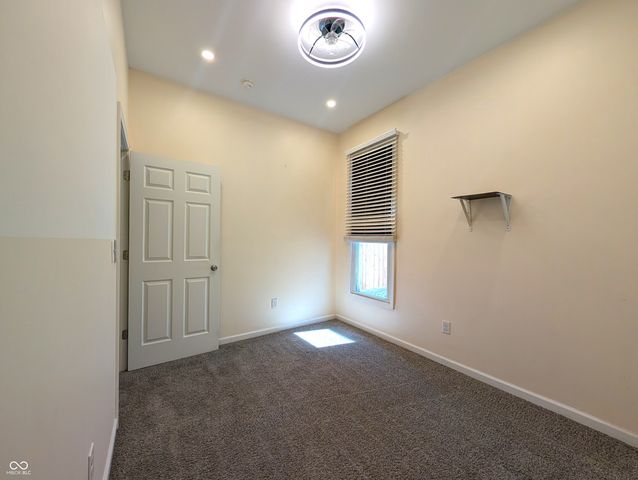 1941 Wallace Avenue, Columbus, IN 47201