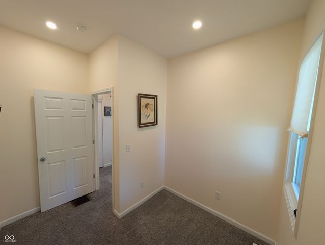 1941 Wallace Avenue, Columbus, IN 47201