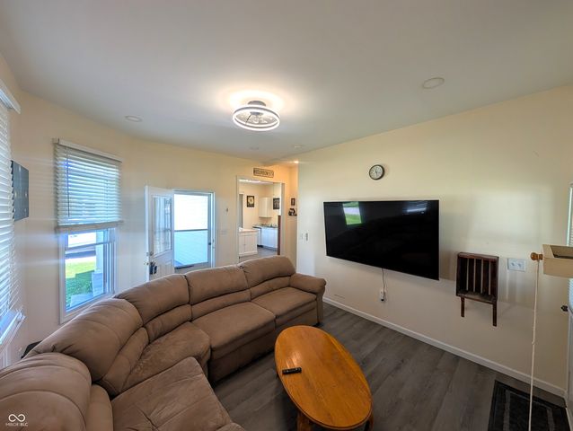 1941 Wallace Avenue, Columbus, IN 47201