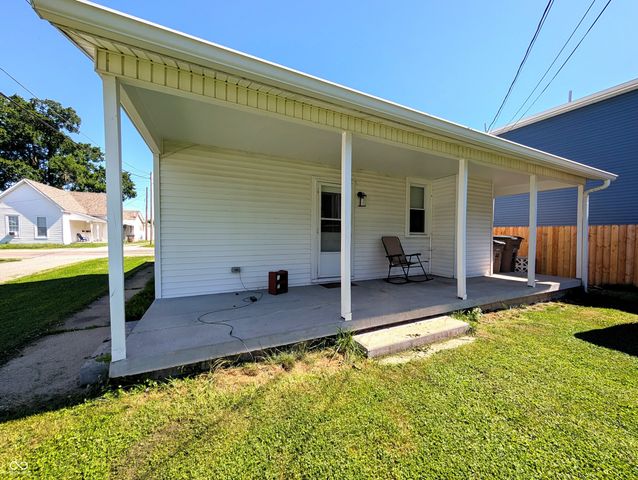 1941 Wallace Avenue, Columbus, IN 47201