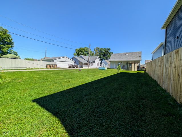 1941 Wallace Avenue, Columbus, IN 47201