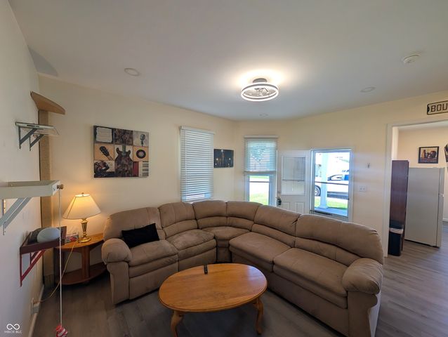 1941 Wallace Avenue, Columbus, IN 47201