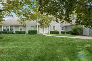 5 Olde Orchard Drive, Perrysburg, OH 43551