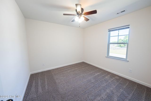 618 Osprey Landing Drive, Holly Ridge, NC 28445