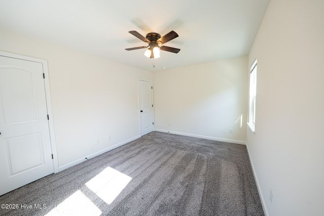 618 Osprey Landing Drive, Holly Ridge, NC 28445