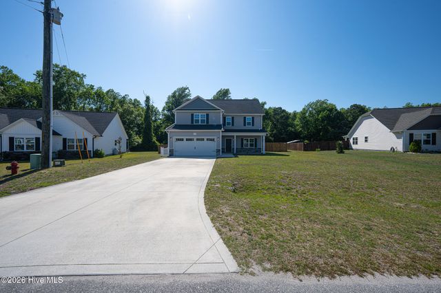 618 Osprey Landing Drive, Holly Ridge, NC 28445