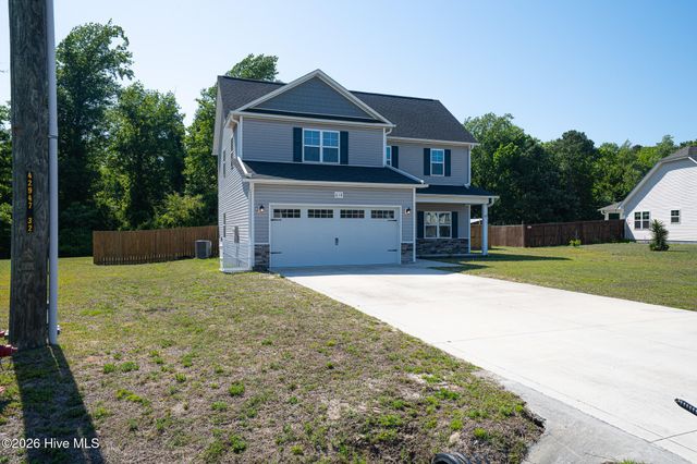 618 Osprey Landing Drive, Holly Ridge, NC 28445