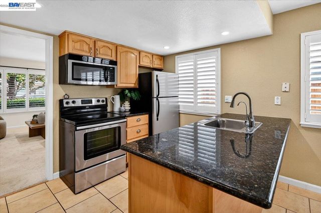 1939 De Vaca Way, Livermore, CA 94550