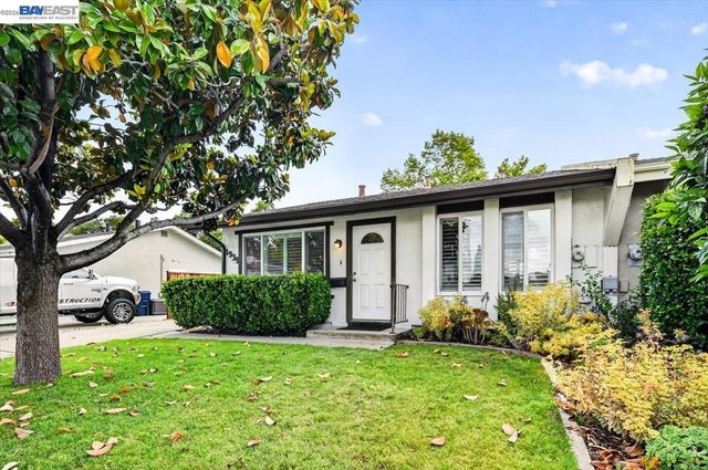1939 De Vaca Way, Livermore, CA 94550