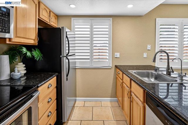 1939 De Vaca Way, Livermore, CA 94550