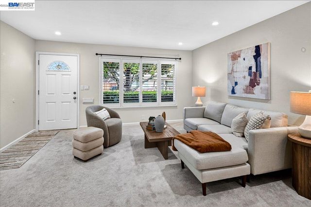 1939 De Vaca Way, Livermore, CA 94550